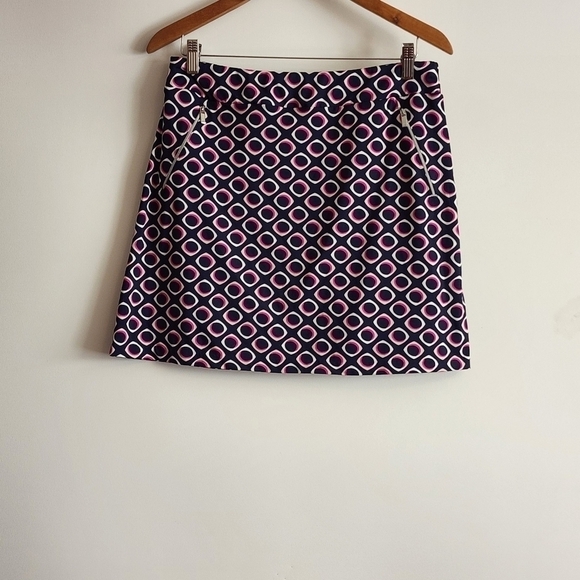 Tail skort - Picture 1 of 5